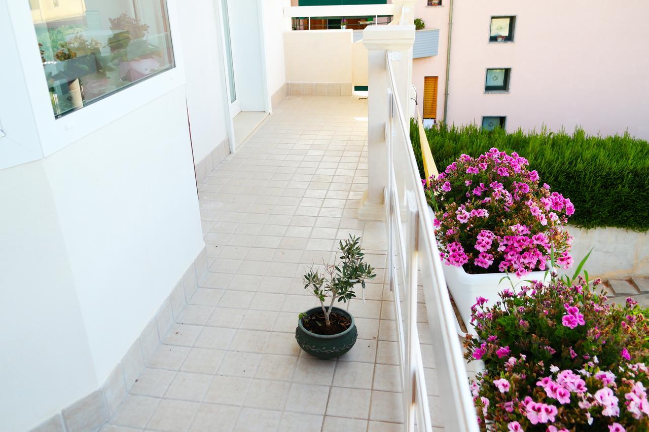 Ermes Avola Exterior foto